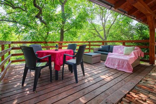 Фотография гостевого дома Farkaskő Vendégház