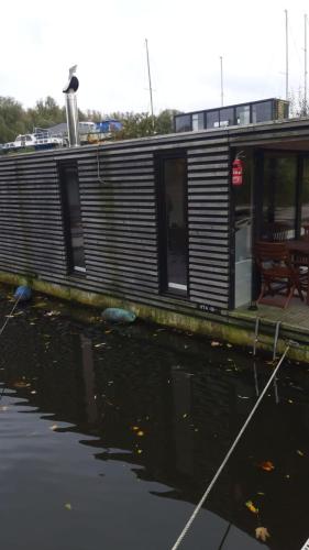 Фотографии мини отеля
Hausboot Geiselruh