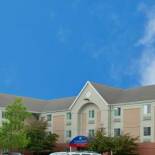 Фотография гостиницы Sonesta Simply Suites Chicago Waukegan