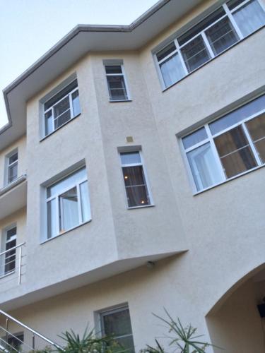 Фотографии гостевого дома
Ра-Дуга