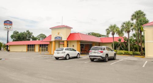 Фотография мотеля Howard Johnson by Wyndham Lakeland