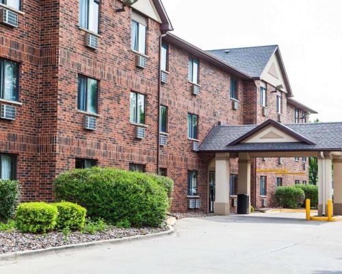 Фотография гостиницы Quality Inn & Suites Ankeny-Des Moines