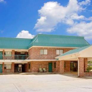 Фотографии мотеля 
            Super 8 by Wyndham Kosciusko