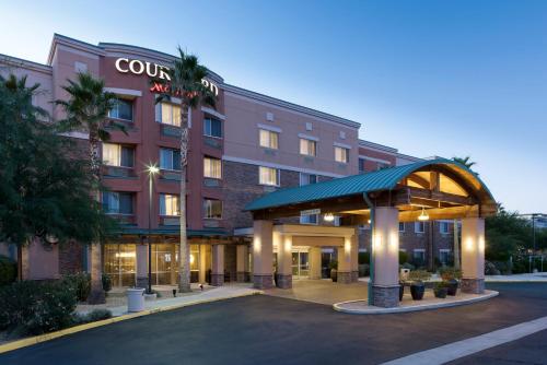 Фотография гостиницы Courtyard by Marriott Phoenix West/Avondale