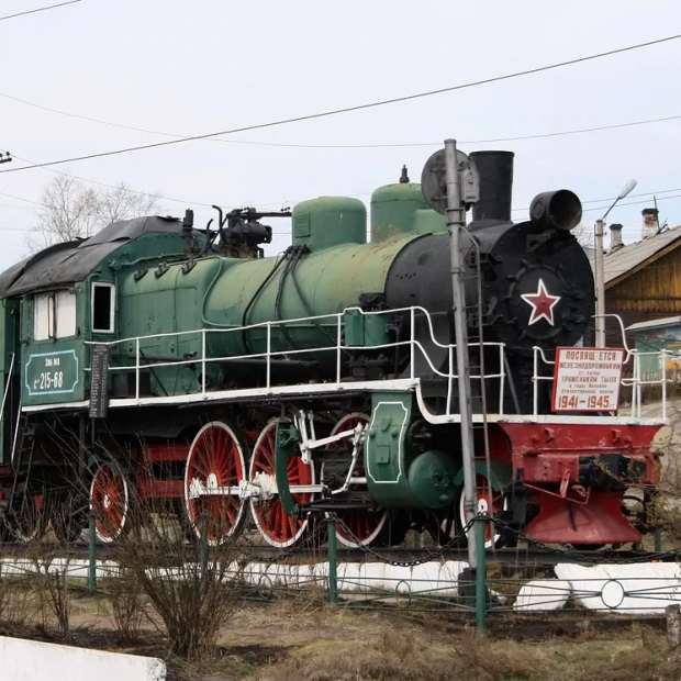 Фотография памятника Паровоз Су-215-68