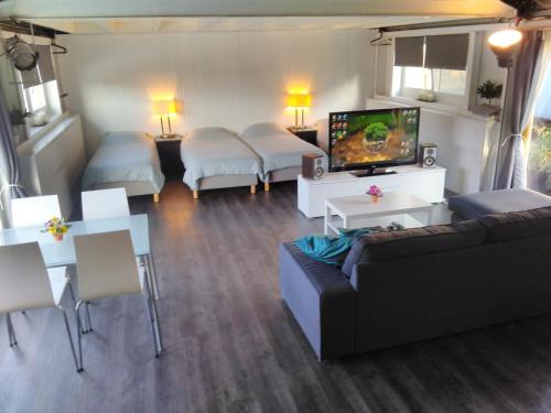 Фотография мини отеля Boathouse Amsterdam