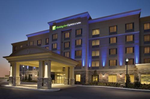 Фотография гостиницы Holiday Inn Express & Suites Vaughan Southwest, an IHG Hotel