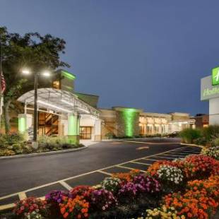 Фотографии гостиницы
Holiday Inn Westbury-Long Island, an IHG Hotel