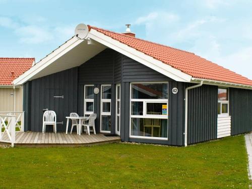 Фотография гостевого дома Two-Bedroom Holiday home in Otterndorf 4