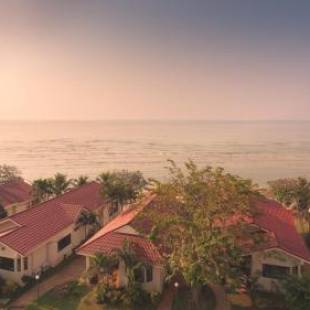 Фотографии гостиницы
New Travel Beach Hotel & Resort