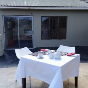 Фотографии гостевого дома
Hluhluwe Gate Safari Camp