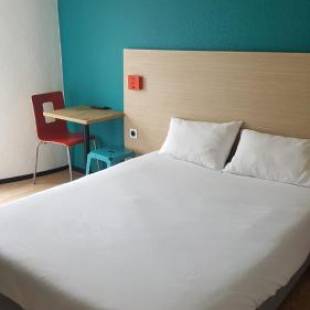 Фотографии гостиницы 
            hotelF1 Cergy