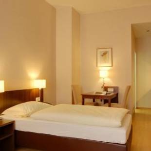 Фотографии гостиницы 
            Hotel Mercedes City