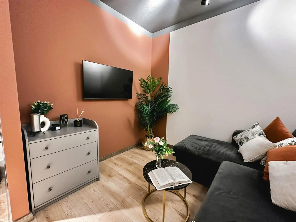 Фотография квартиры Апартаменты SunVille (Санвиль) на улице Короленко