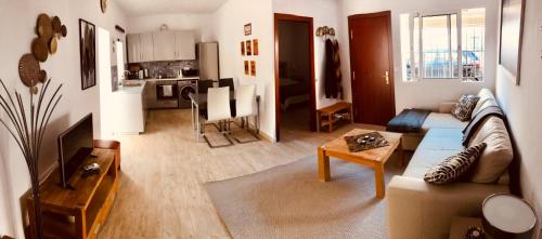 Фотография гостевого дома House with patio near Torremolinos centre