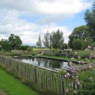 Фотографии гостевого дома 
            Vakantiehuis in de velden met zwemvijver en Jeu de Boules baan
