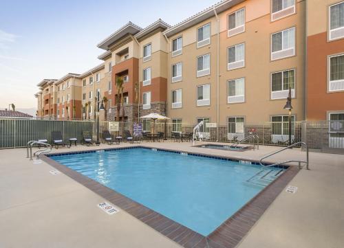 Фотография гостиницы Hampton Inn & Suites San Bernardino