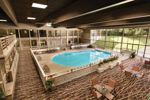 Фотография гостиницы Radisson Hotel Louisville Jeffersonville