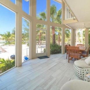 Фотография гостевого дома Seaside Dreams by Grand Cayman Villas