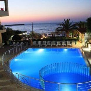 Фотографии гостиницы 
            Hotel Christina