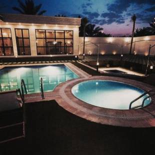 Фотографии гостевого дома 
            Al Nakhlah Chalet