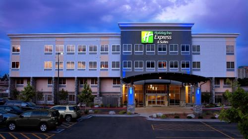 Фотография гостиницы Holiday Inn Express Hotel & Suites Colorado Springs Downtown Central, an IHG Hotel
