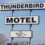Фотография мотеля Thunderbird Motel