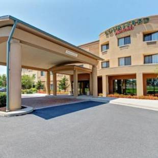Фотографии гостиницы 
            Courtyard by Marriott Harrisburg West/Mechanicsburg