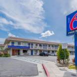Фотография гостиницы Motel 6-Bakersfield, CA - Airport