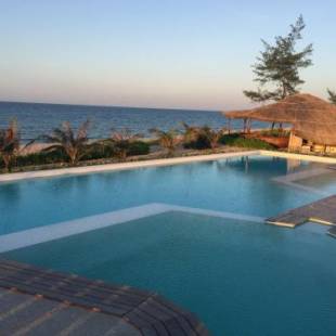 Фотографии гостиницы
Villa Louise Hue Beach Boutique Hotel