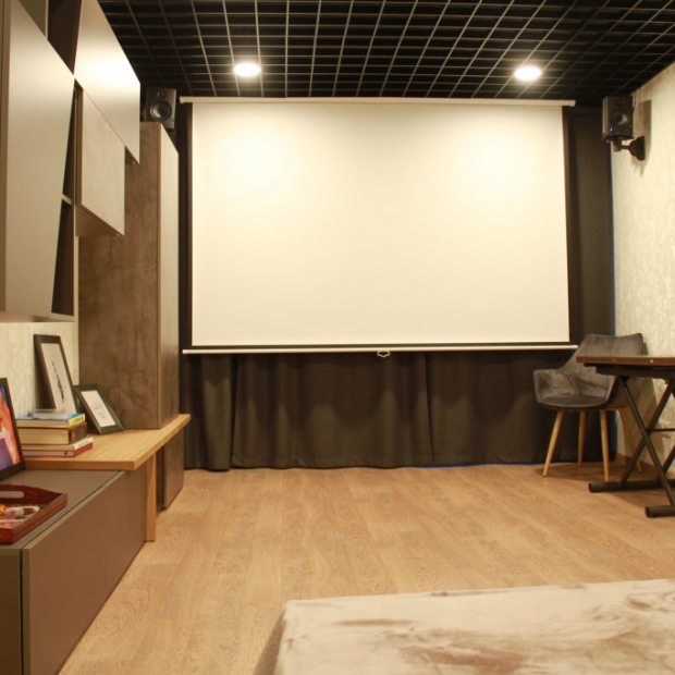 Фотографии квартиры
Квартира Домашний Кинотеатр с Дизайнерским Ремонтом