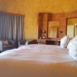 Фотография гостиницы Desert Hills Lodge