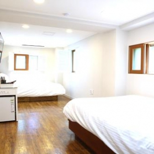 Фотография гостиницы Charm Hotel