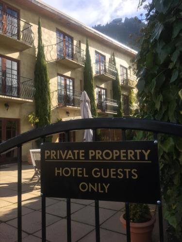 Фотография мини отеля Browns Boutique Hotel