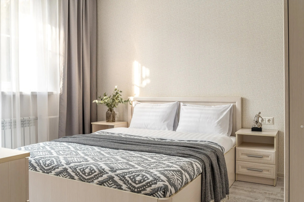 Фотография квартиры Апартаменты Дом у Дендрария Red apartments Сальвия