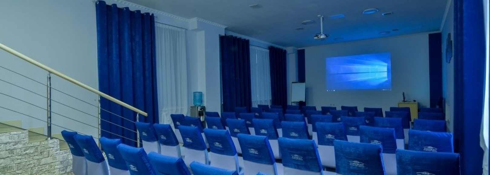 Фотография конференц-зала Горизонт