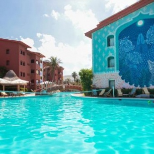 Фотография гостиницы Selina Cancun Laguna Hotel Zone