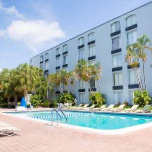Фотографии гостиницы
Plaza Hotel Fort Lauderdale