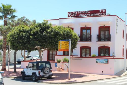 Фотография гостиницы Hotel-Apartamento Carolina y Vanessa