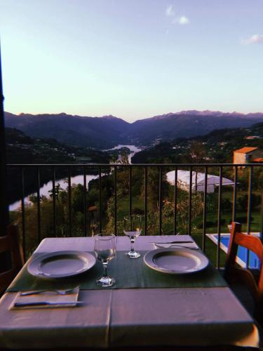 Фотография базы отдыха Quinta De Calvelos