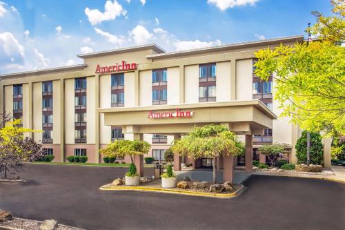 Фотография гостиницы AmericInn by Wyndham Madison West