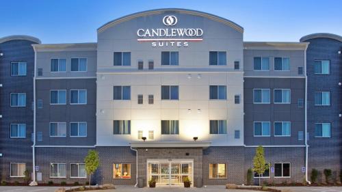 Фотография гостиницы Candlewood Suites Kearney, an IHG Hotel