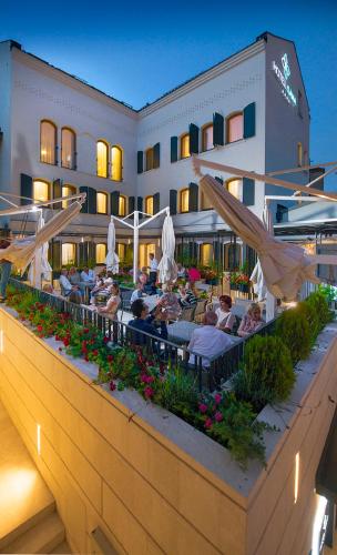 Фотография гостиницы Hotel Sana