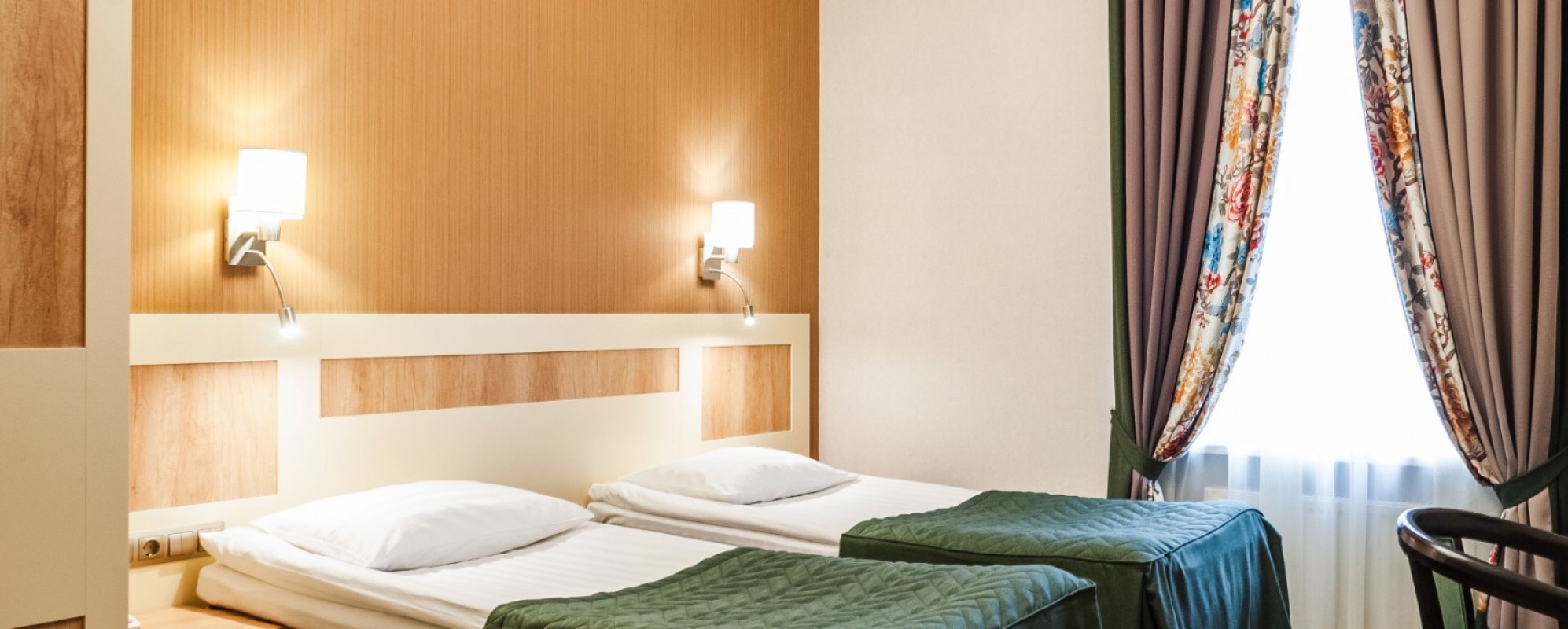 Фотографии гостиницы Cronwell Inn Стремянная