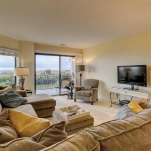 Фотография гостевого дома 103 Sea Cloisters Oceanfront 2 BR condo