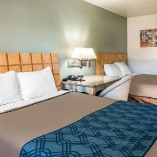 Фотографии мотеля
Econo Lodge Portland Airport