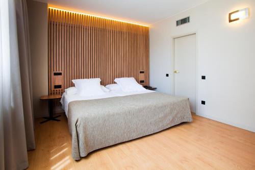 Фотография гостиницы Aparthotel Atenea Barcelona