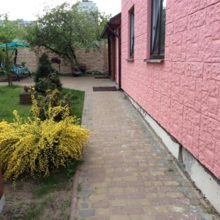 Фотография гостевого дома На Гвардейском на восемь человек