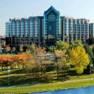 Фотографии гостиницы 
            Hilton Suites Toronto-Markham Conference Centre & Spa