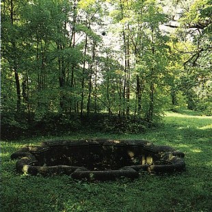 Фотография достопримечательности Родник Восьмигранный колодец
